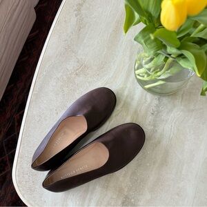 BOTTEGA VENETA leather flats